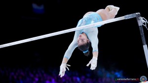 esposito manila ita ph simone ferraro sfa07348